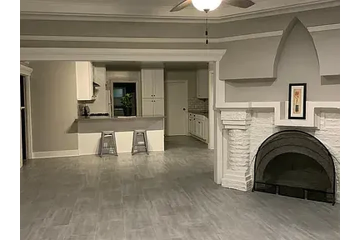 $2500 : Charming home for rent in LA image 3