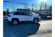 $23900 : Toyota RAV4 2020 AWD XLE 4dr thumbnail