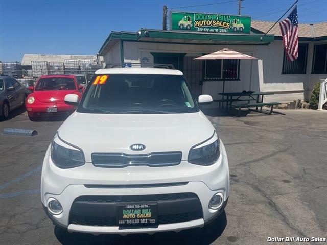 $12450 : 2019 Soul + Wagon image 2