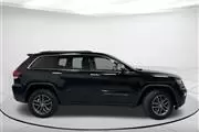 $11189 : Pre-Owned 2017 Grand Cherokee thumbnail