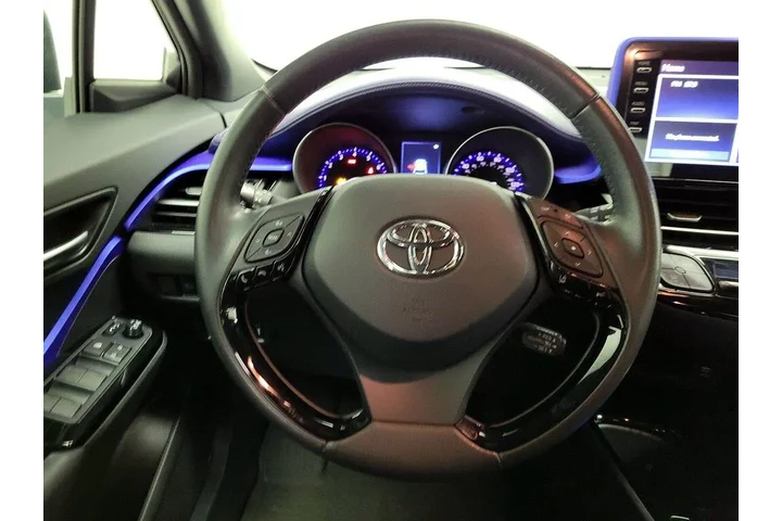 $21998 : Toyota C-HR 2022 XLE 4dr Cro image 10