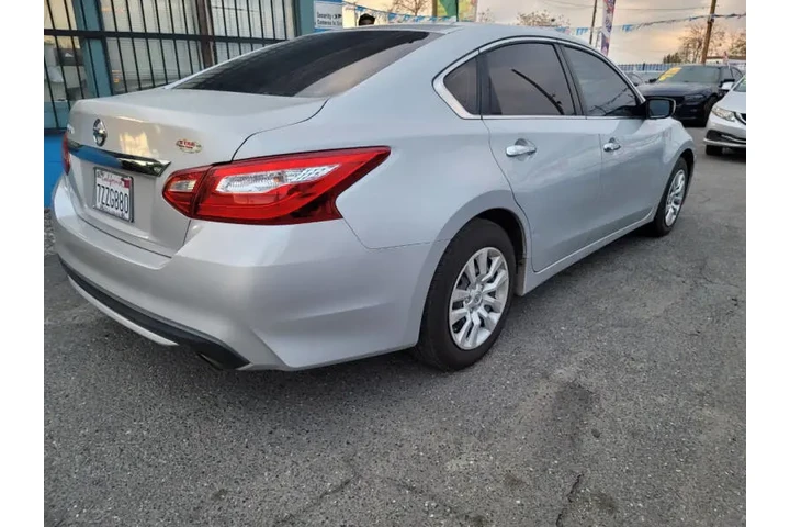 $11999 : 2016 Altima 2.5 S image 6