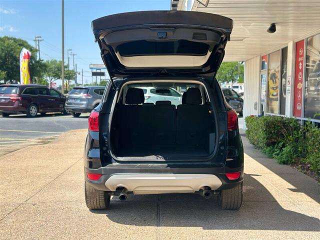 $16500 : 2019 Escape SE image 10