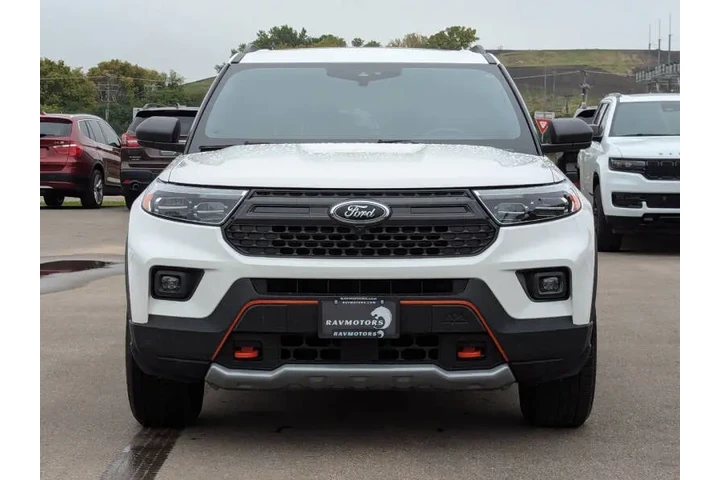 $23972 : 2021 Explorer Timberline image 7