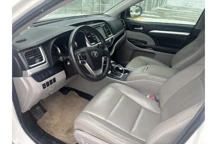 $16997 : Toyota Highlander 2015 XLE 4 image 7