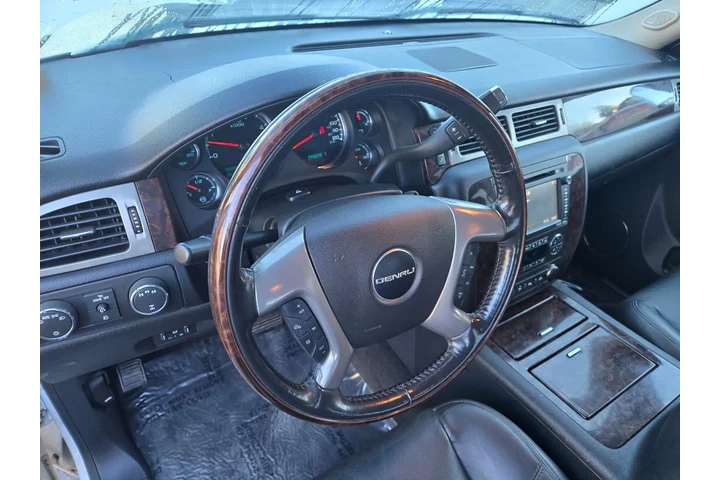 $36993 : GMC Sierra 3500HD 2013 4x4 D image 7