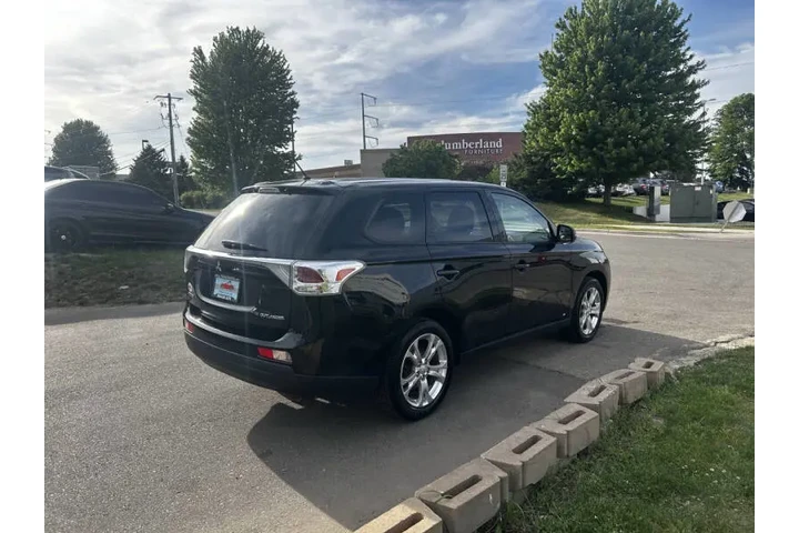 $5990 : 2014 Outlander SE image 7