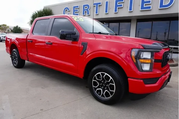 $34888 : Ford F-150 2023 4x2 XL 4dr S image 1