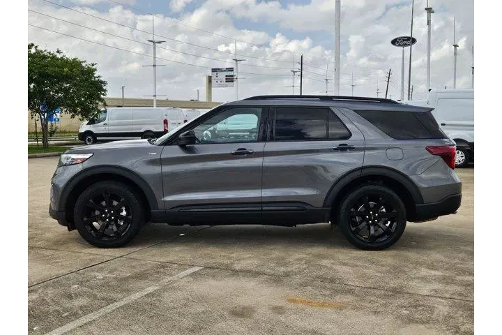 $35400 : Ford Explorer 2023 AWD ST-Li image 6