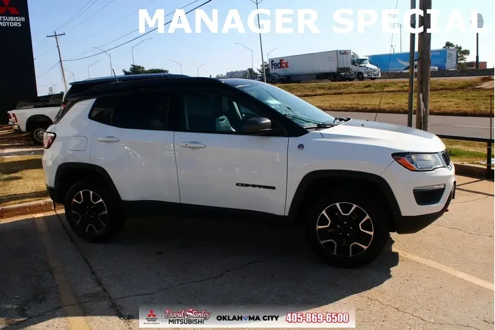 $13976 : Jeep Compass 2021 4x4 Trailh image 2