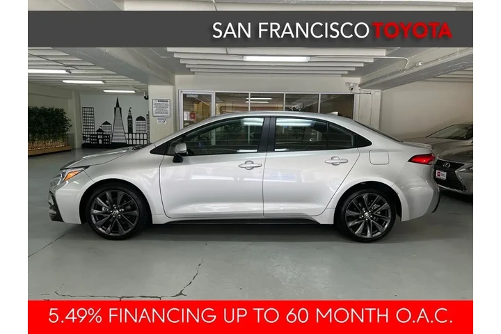 $23588 : Gold Certified2025 Corolla SE image 2