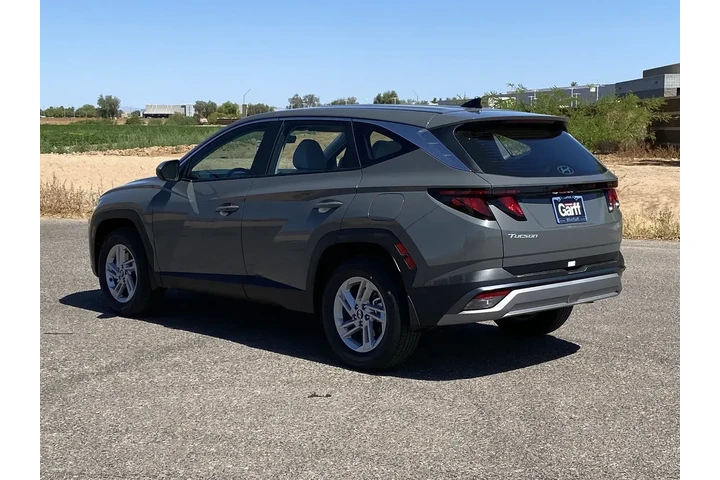 $30490 : Hyundai TUCSON 2026 AWD SE 4 image 5