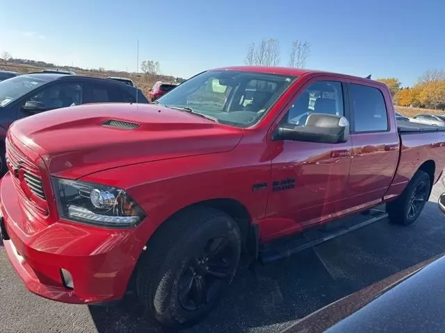 $28504 : Pre-Owned 2018 1500 Sport image 1