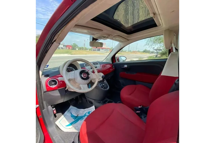 $3500 : 2012 FIAT 5002012 FIAT 500 image 3