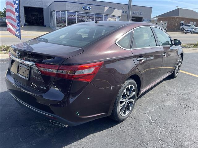 $21955 : 2018 Avalon XLE Sedan V-6 cyl image 4