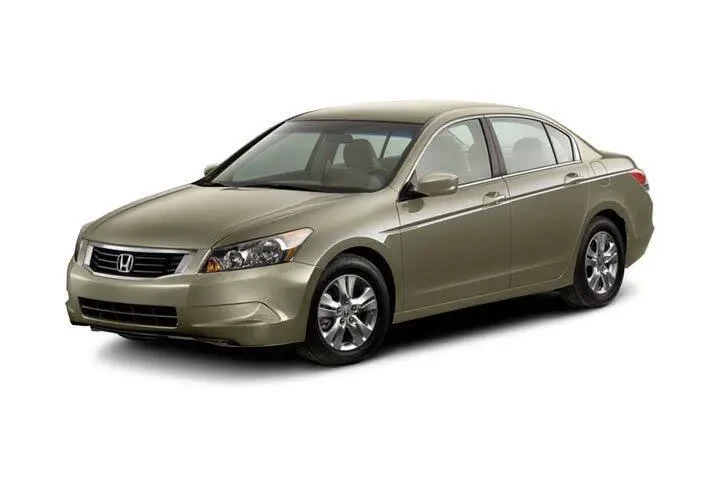 $8350 : Honda Accord 2010 LX-P 4dr S image 1