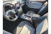 $32000 : Ford Explorer 2022 AWD XLT 4 thumbnail