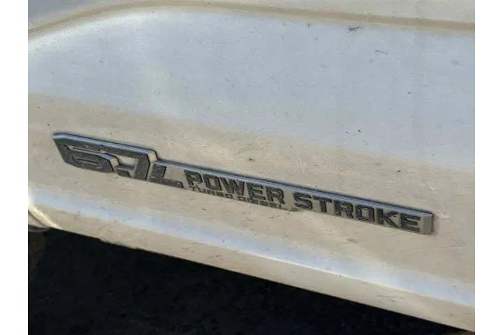Ford F-250 Super Duty 2023 4 image 5