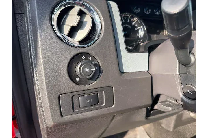 $19992 : Ford F-150 2014 4x4 XLT 4dr image 7