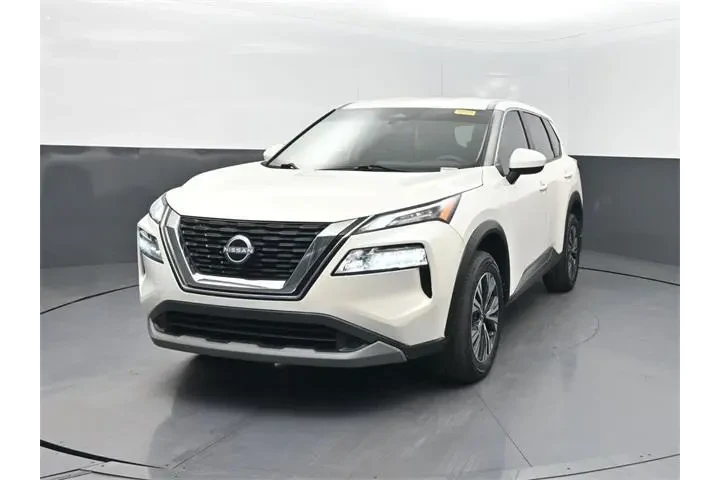 $17995 : Nissan Rogue 2023 SV 4dr Cro image 1