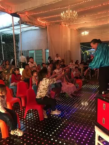 Pura DIVERSIÓN Fiesta Infantil image 1