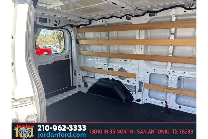 $28660 : Ford Transit 2021 250 3dr SW image 8