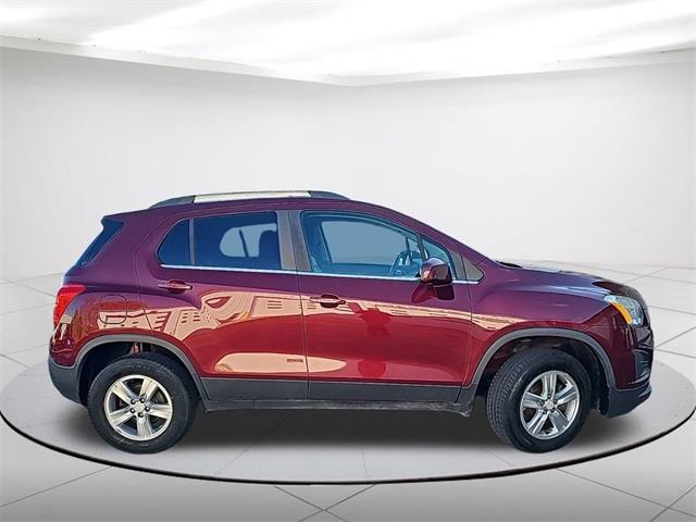 $9590 : Pre-Owned 2016 Trax LT image 2