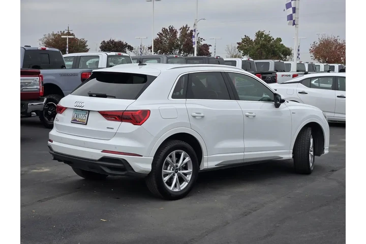 $25690 : Audi Q3 2024 AWD quattro S l image 5