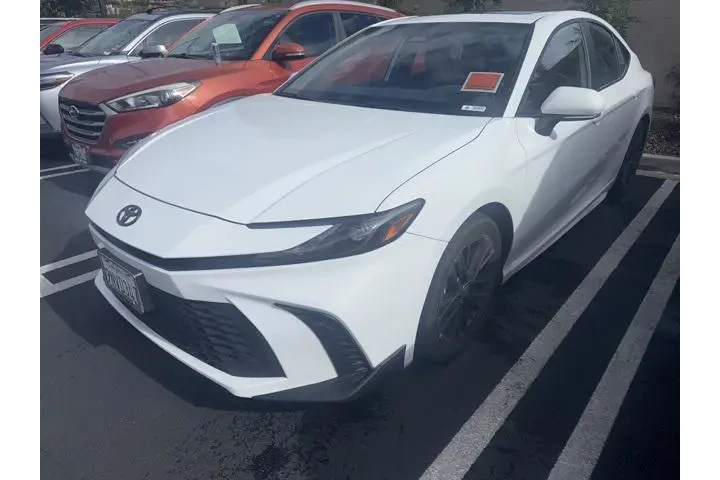 $29500 : Toyota Camry 2025 SE 4dr Sed image 1