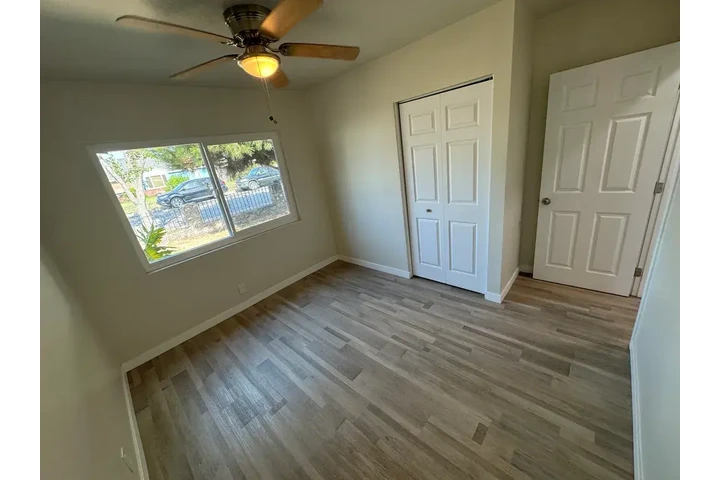 $1500 : Pico Rivera 🏠 image 5