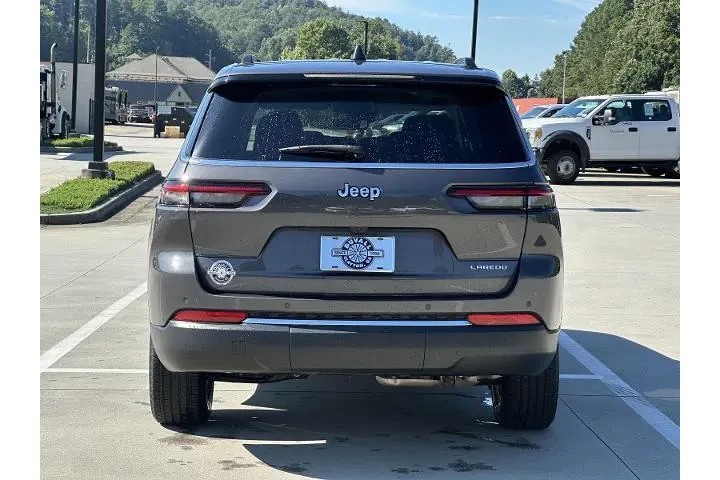 $32280 : Jeep Grand Cherokee L 2023 4 image 6