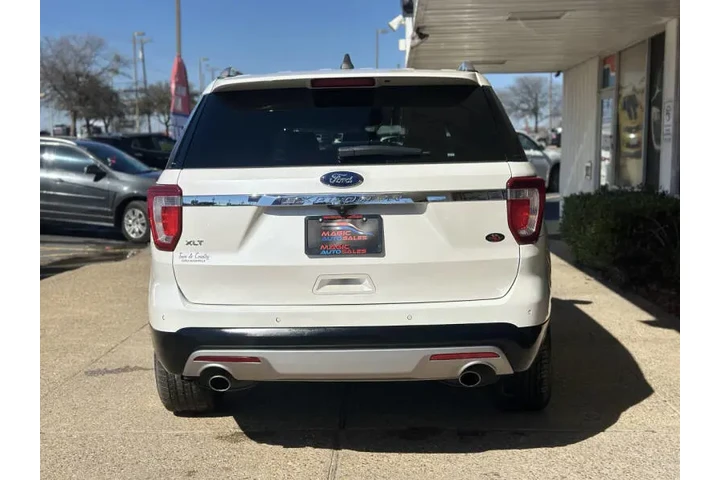 $13999 : 2017 Explorer XLT image 8