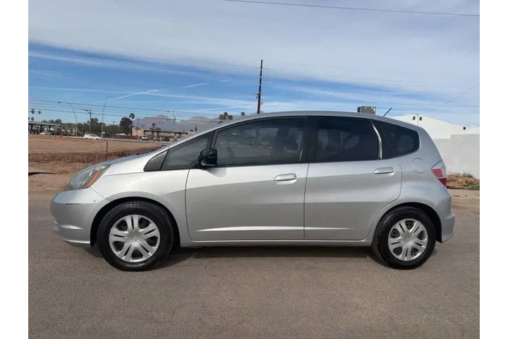 $8995 : 2011 Fit image 4