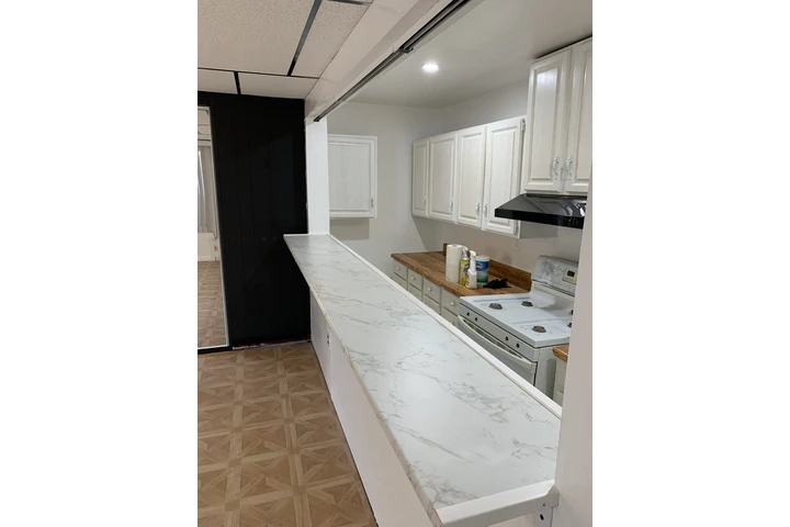 $1200 : Grande cuarto con cocina image 8