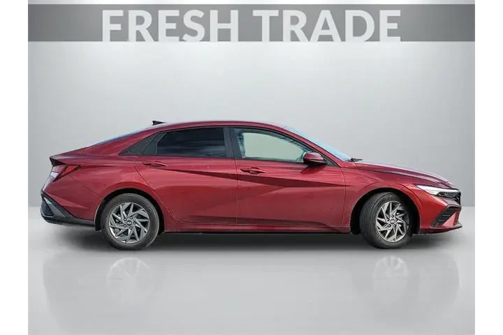 $19676 : Hyundai ELANTRA 2024 SEL 4dr image 3