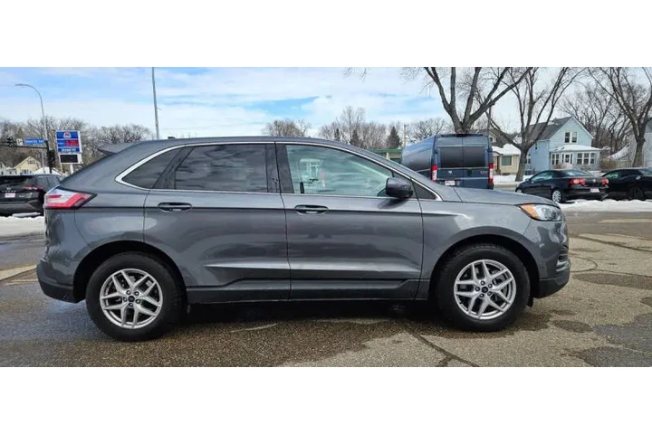 $16990 : 2023 Edge SEL image 5