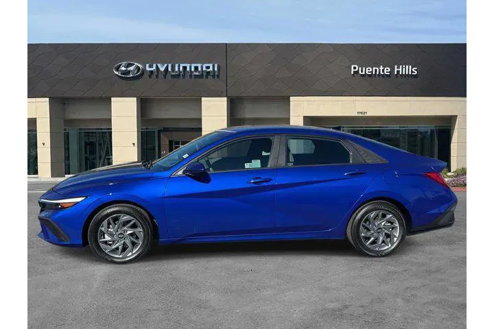 $22995 : Hyundai ELANTRA Hybrid 2024 image 3
