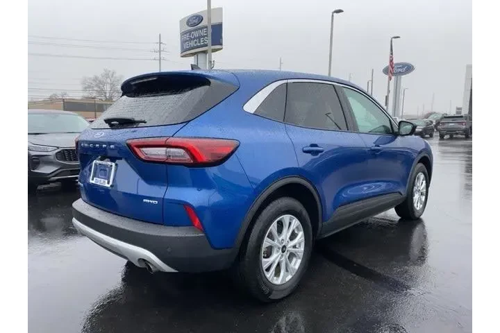 $22922 : Ford Escape 2023 AWD Active image 5