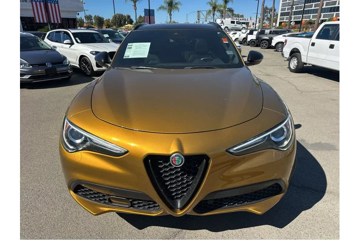 $29997 : 2022 Stelvio Veloce image 3