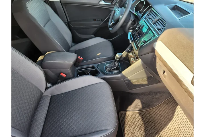 Volkswagen Tiguan 2021 S 4dr image 10