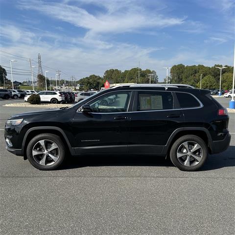 $21787 : PRE-OWNED 2020 JEEP CHEROKEE image 10