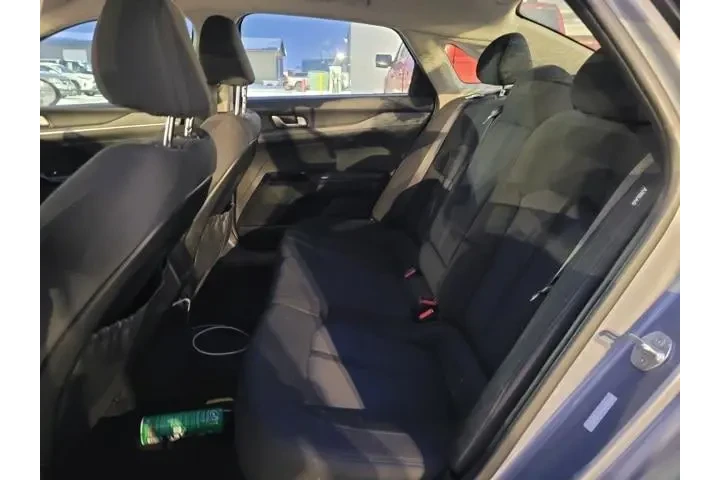 $16585 : Kia K5 2022 LXS 4dr Sedan image 10