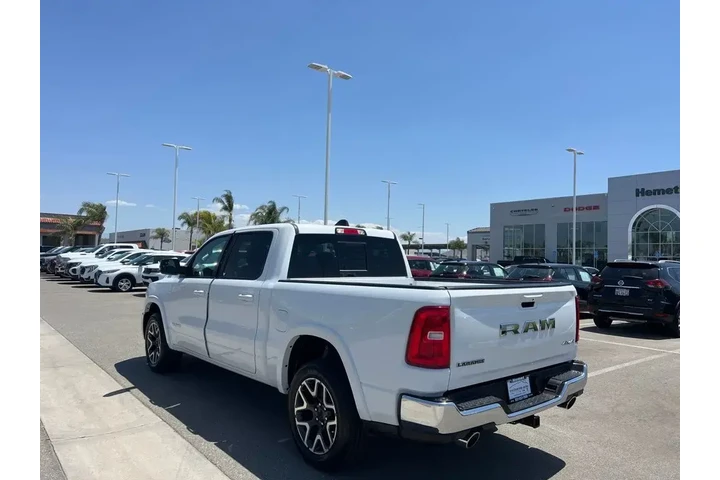 $39954 : Ram 1500 2025 4x4 Laramie 4d image 6