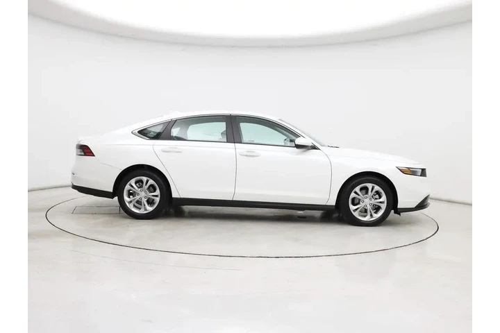 $26998 : Honda Accord 2024 LX 4dr Sed image 7