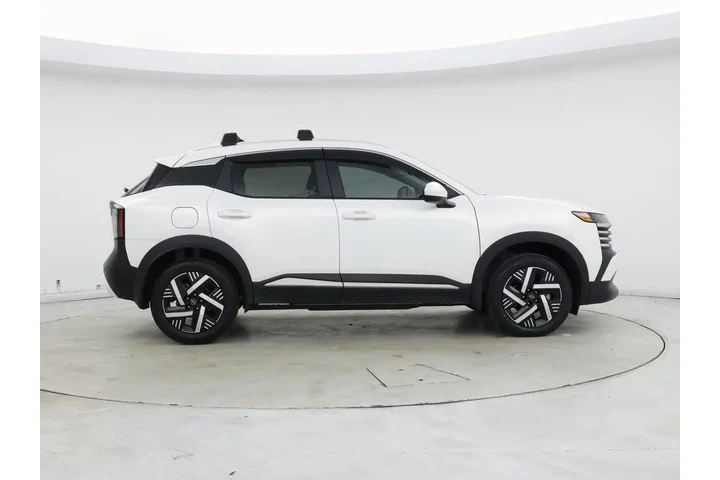 $23998 : Nissan Kicks 2025 SV 4dr Cro image 7