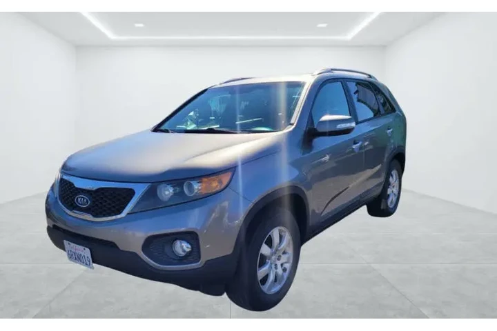 $5950 : 2011 Sorento LX image 1
