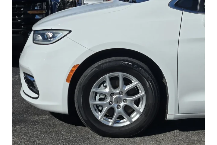 $22993 : Chrysler Pacifica 2022 Touri image 8