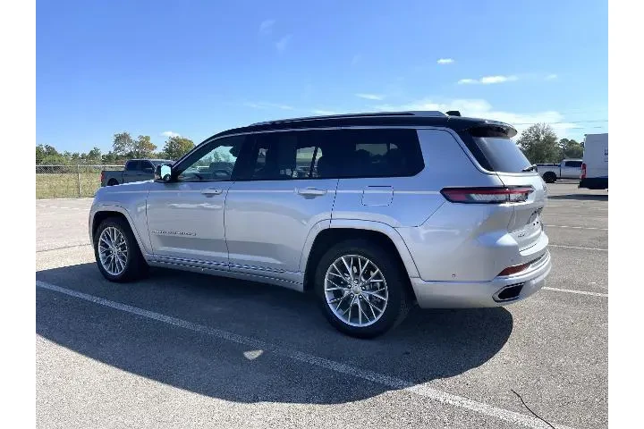 $37903 : Jeep Grand Cherokee L 2023 4 image 4