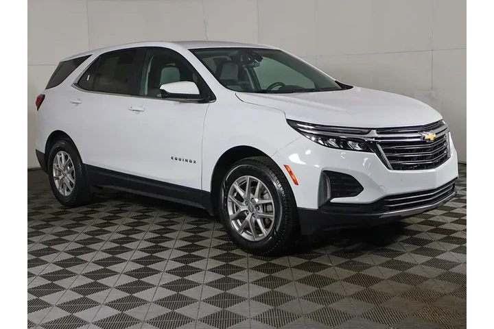 $18693 : Chevrolet Equinox 2024 4x4 L image 2