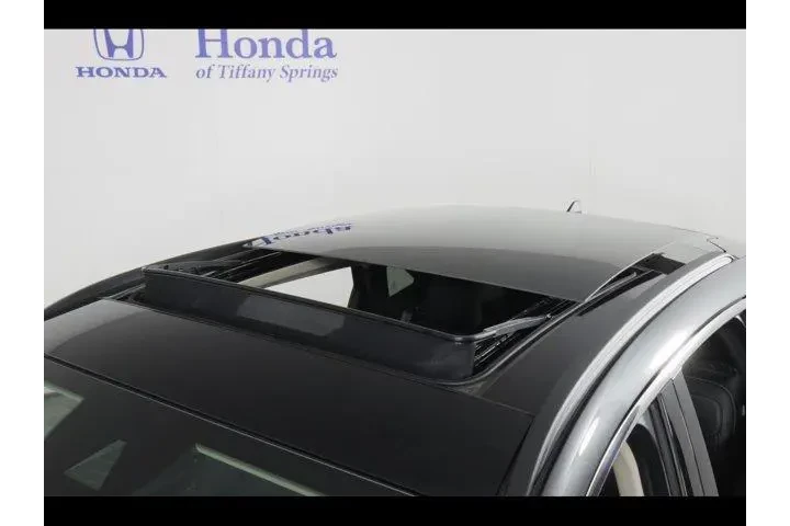 $18975 : Ford Escape 2020 AWD Titaniu image 9